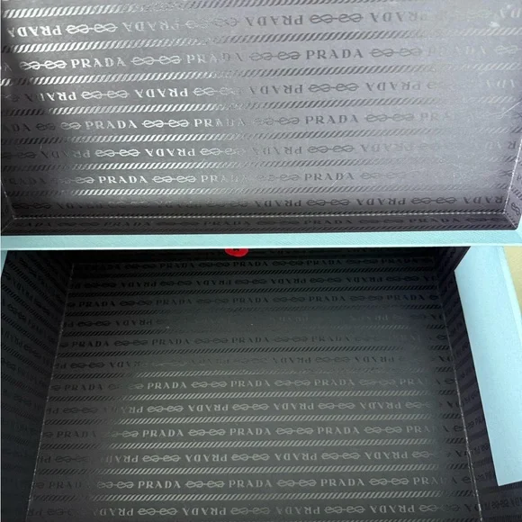 Prada Blue Textured Box - Picture 3 of 9